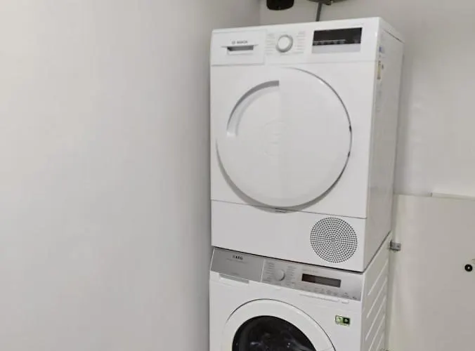 公寓 Modern 3 Bedroom Near Castle Useldange